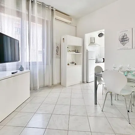 Appartement Free Parking - Right In The Heart Of The - Semplice